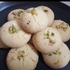 A picture of Naankhatai.