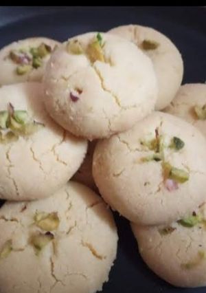 A picture of Naankhatai.