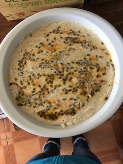 Una foto de Postre de maracuyá