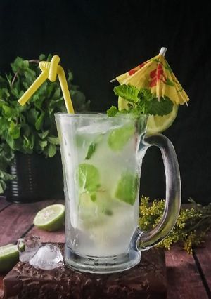 ভার্জিন মোহিতো রেসিপির প্রধান ছবি