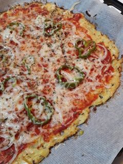 Una foto de Pizza de coliflor