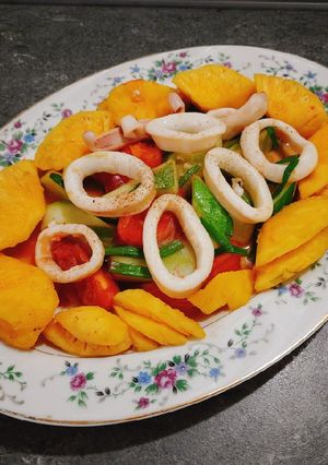 Hình của món Mực xào chua ngọt.