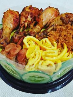 Foto resep Nasi Kuning Rice Cooker