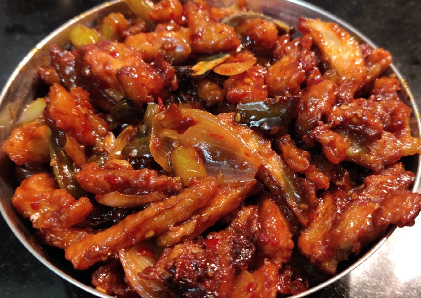 Crispy potatoes with honey and chili