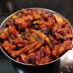 A picture of Crispy Honey Chilli Potatoes.