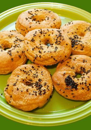 பேகல்(bagel recipe in tamil) செய்முறை முக்கிய புகைப்படம்