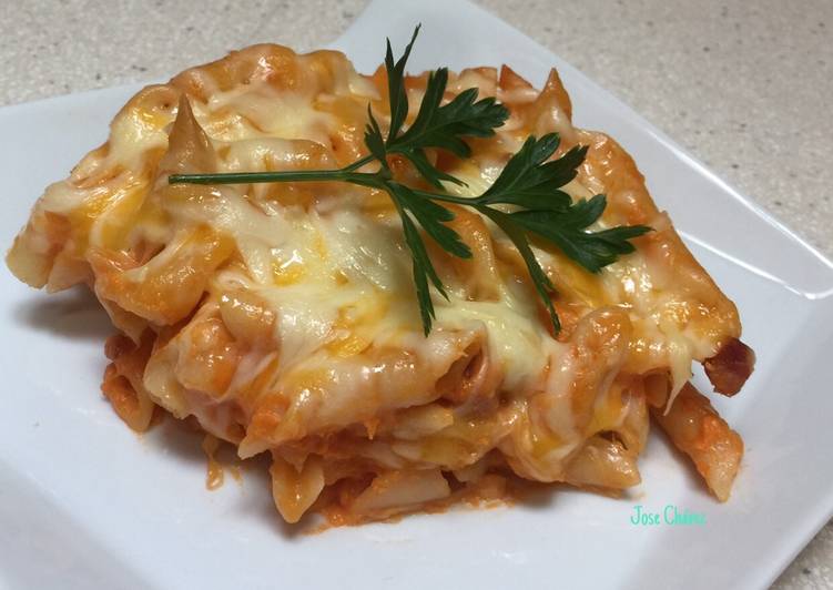 Macarrones con Chorizo y Salsa de Tomate rica rica...