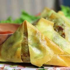 รูปของ Resep Samosa Ragout Daging Rumahan | Samosa Kulit Lumpia