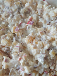 Una foto de Ensalada de manzanas rojas