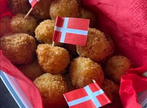 Una foto de Croqueta japonesa hecha con ensalada de papa: un aperitivo ideal para la fiesta 🎉