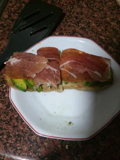 Una foto de Tostas de aguacate
