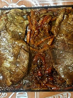 Una foto de Pulpa de cerdo a la cerveza y azúcar negra..!