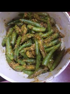राई हरी मिर्च का अचार (rai hari mirch ka achar recipe in Hindi) रेसिपी मुख्य फोटो