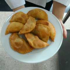 Una foto de Empanadas de carne ricas😊
