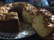 Una foto di ciambellone lievitato madre