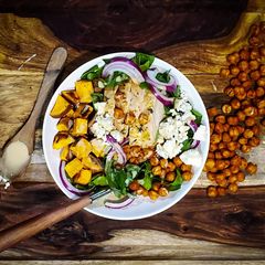 A picture of Chicken Budha Bowl.