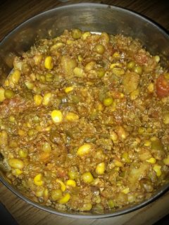 भोगीची भाजी (bhogichi bhaji recipe in marathi) रेसिपी चे मुख्य फोटो