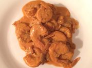 Una foto de pollo en crema con chile