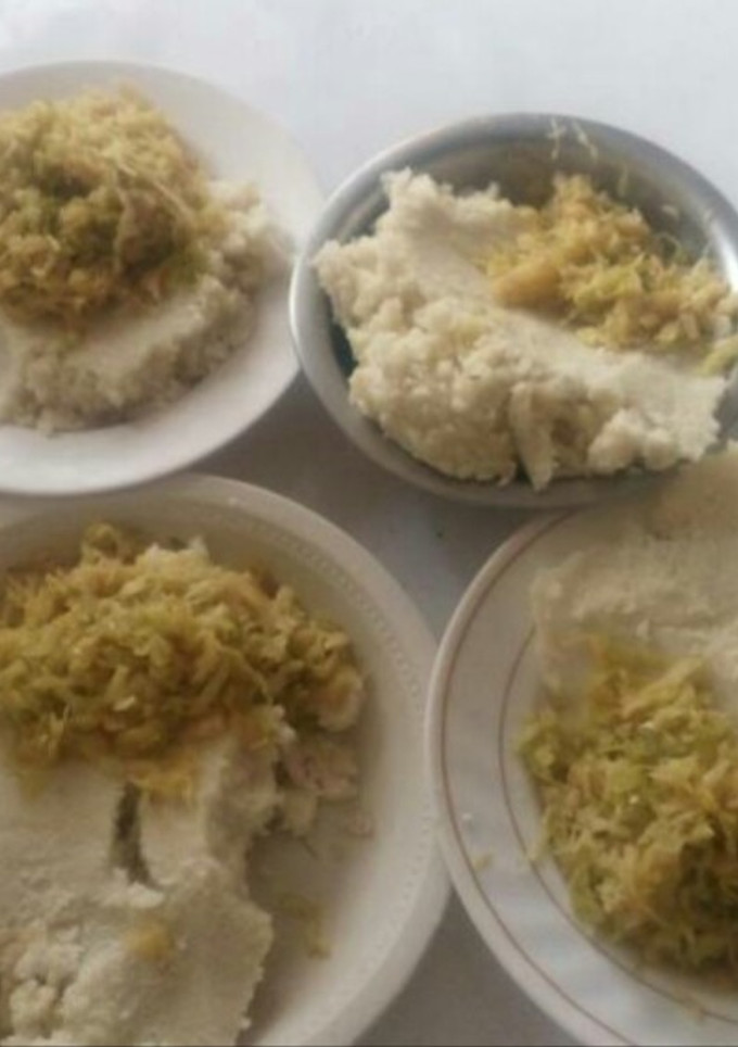 A picture of Stewed cabbage with Ugali.
