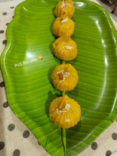 बेसन मोदक (Besan Modak Recipe In Marathi) रेसिपी चे मुख्य फोटो