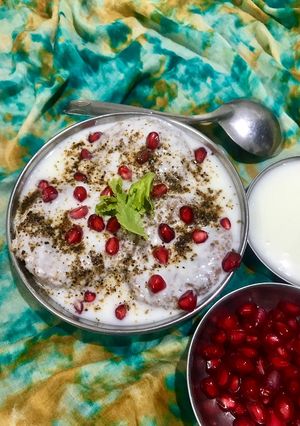ફરાળી દહીંવડા (Farali Dahivada Recipe In Gujarati) રેસીપી મુખ્ય ફોટો