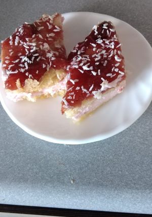 Zdjęcie przepisu Przekładany biszkopt.