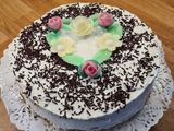 Glutén- és laktózmentes mogyorókrémes habos torta