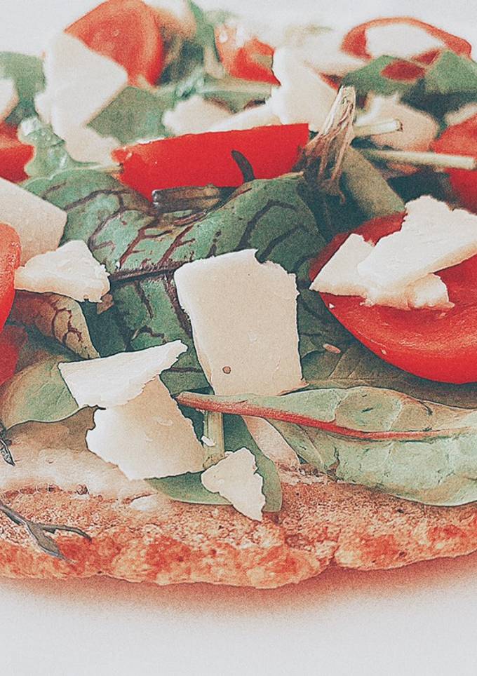 Млинець з цільнозернового борошна з м’ясом та овочами