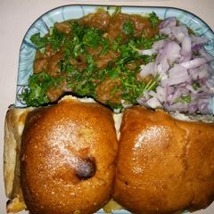 A picture of Pav bhaji.