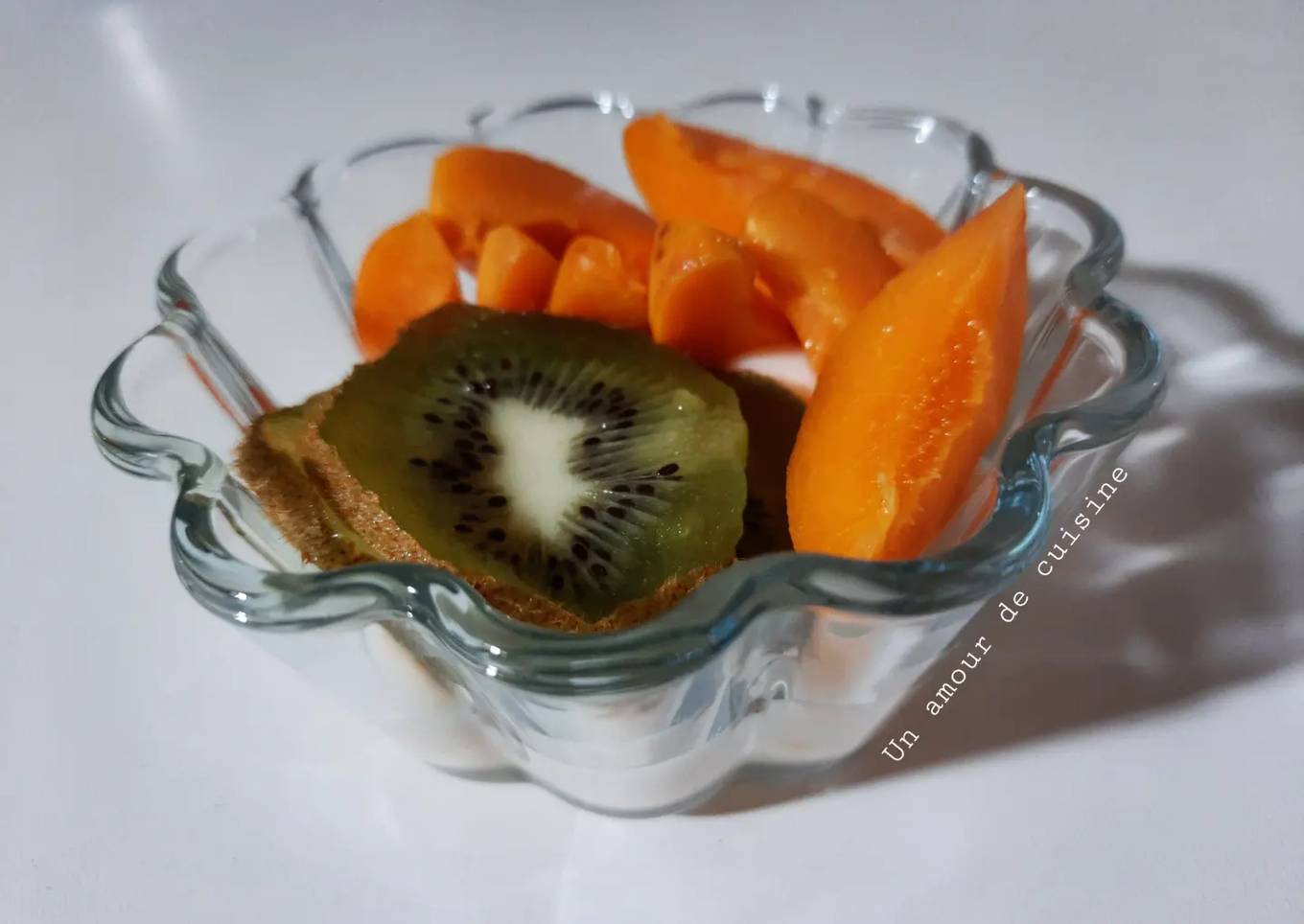 Yaourt bowl aux fruits 🍑🥝