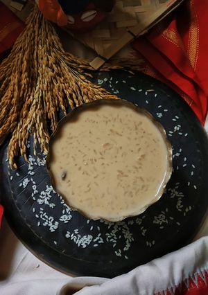 খেজুর গুড়ের পায়েস। রেসিপির প্রধান ছবি