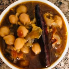 A picture of Amritsari Chhole / Punjabi Style Chickpeas Gravy.