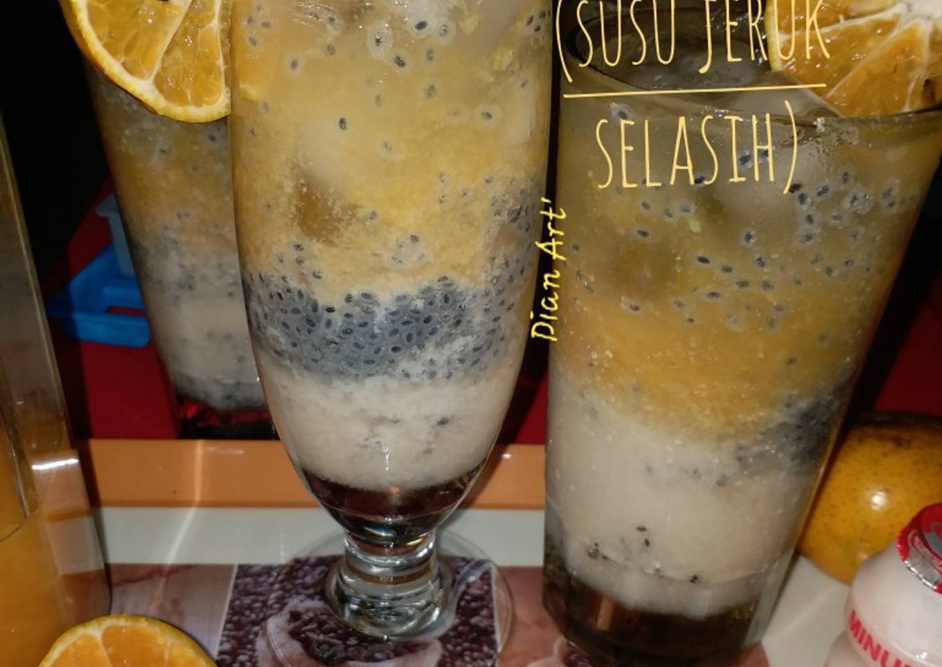Es SUJES (Susu Jeruk Selasih)
