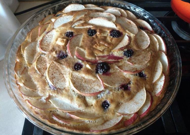 Apple and blackberry pie