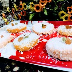 A picture of Mango and custard jelly 😋😋🤗.