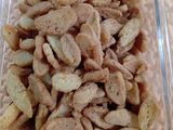 Kue biji ketapang