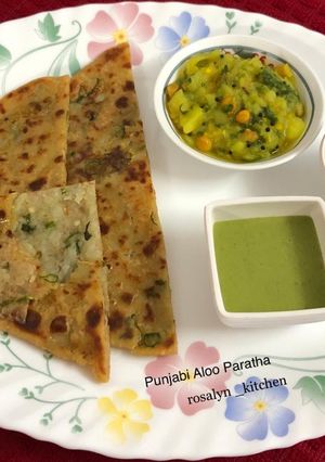 A picture of Punjabi Aloo Paratha.