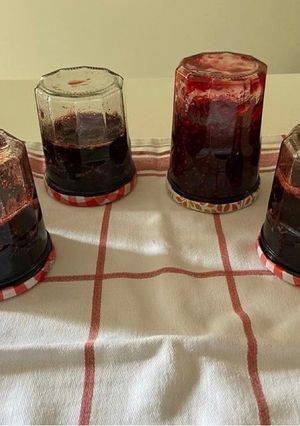 Une photo de Confiture fraises et framboises