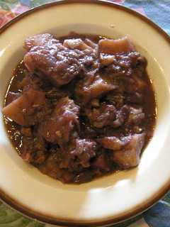 Una foto de Sepias con chocolate y patatas