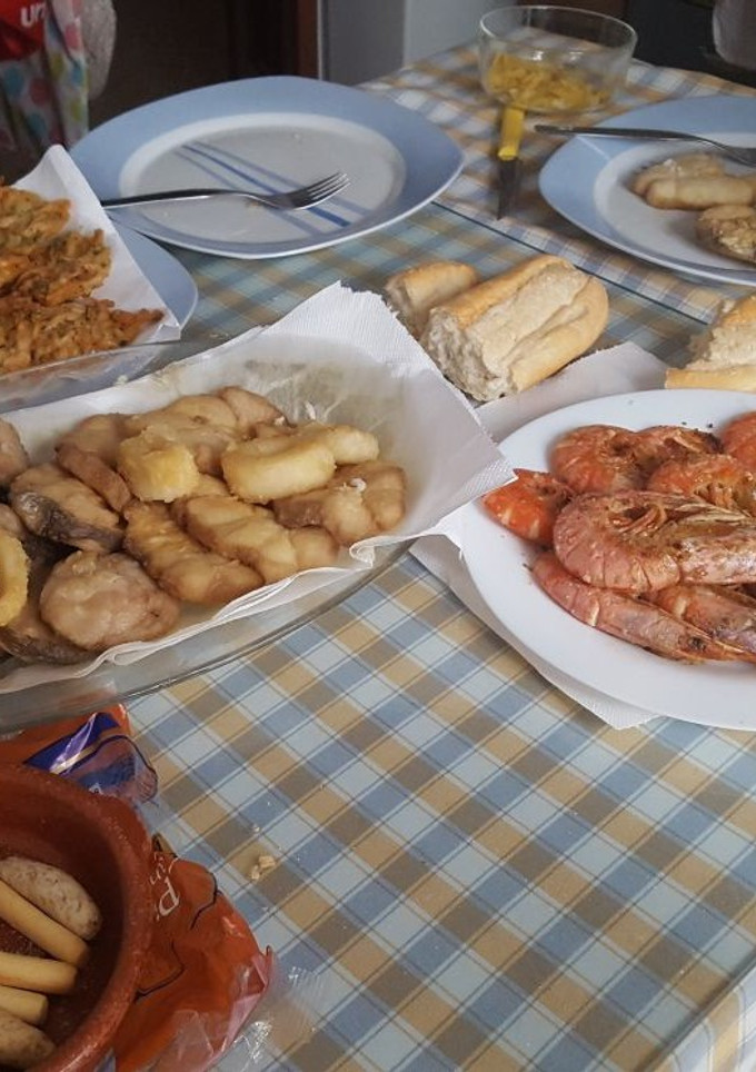 Una foto de Gambones a la plancha y frito gaditano