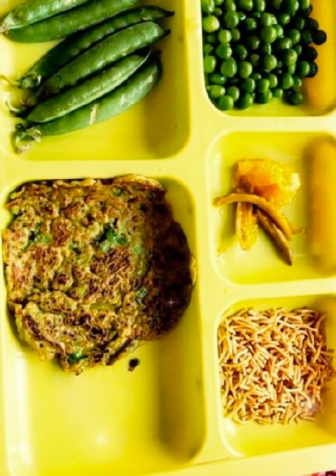 मटर चीला (matar cheela recipe in Hindi) रेसिपी मुख्य फोटो