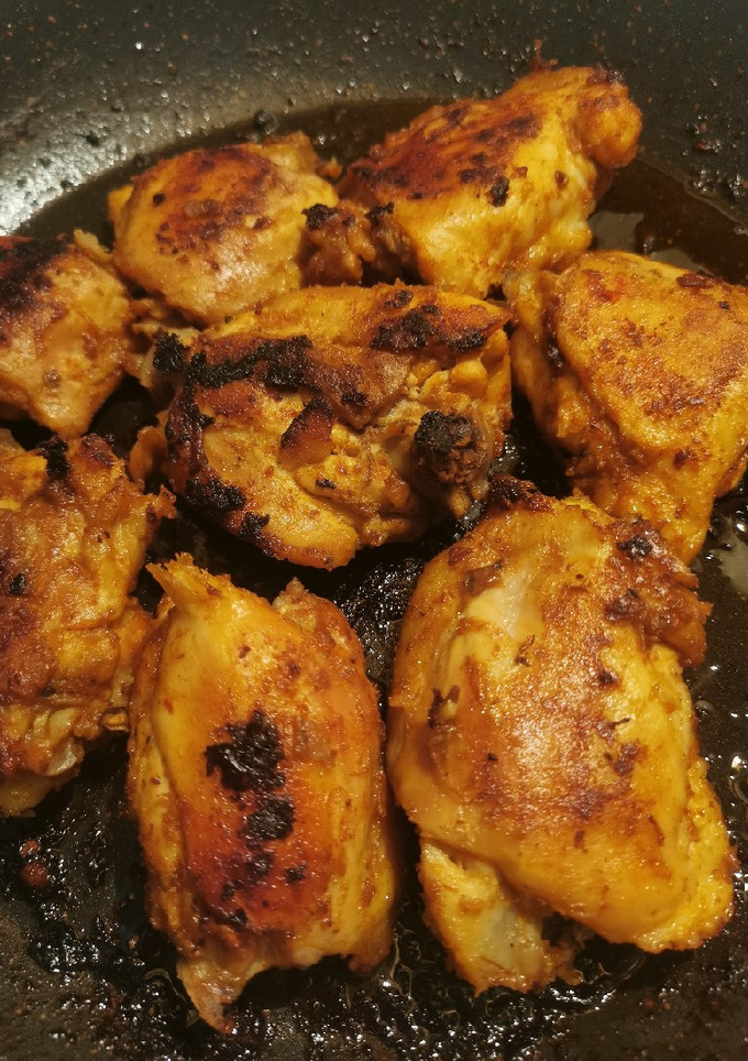 Una foto de Pollo marinado con chipotle