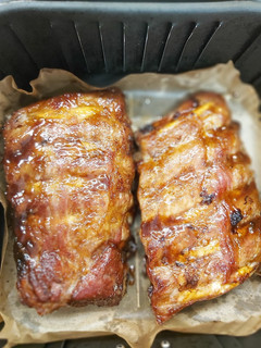 Una foto de Costillas a la barbacoa en freidora de aire