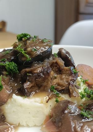 Une photo de 🍲 Seitan inspiration sauce Bourguignonne