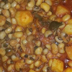 A picture of Porridge beans and irish potatoes.