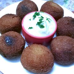 A picture of Hung Curd cutlet.