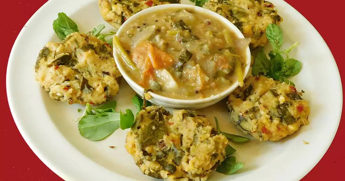 Vada with fenugreek (methi) leaves, tomato methi dipping sauce Recipe