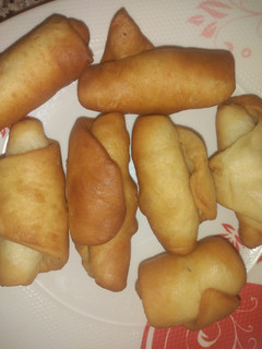 A picture of Fish roll.