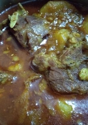 A picture of Mutton curry.