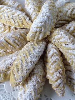 Una foto de Galletas rellenas con dátiles muy ricas y esponjosas